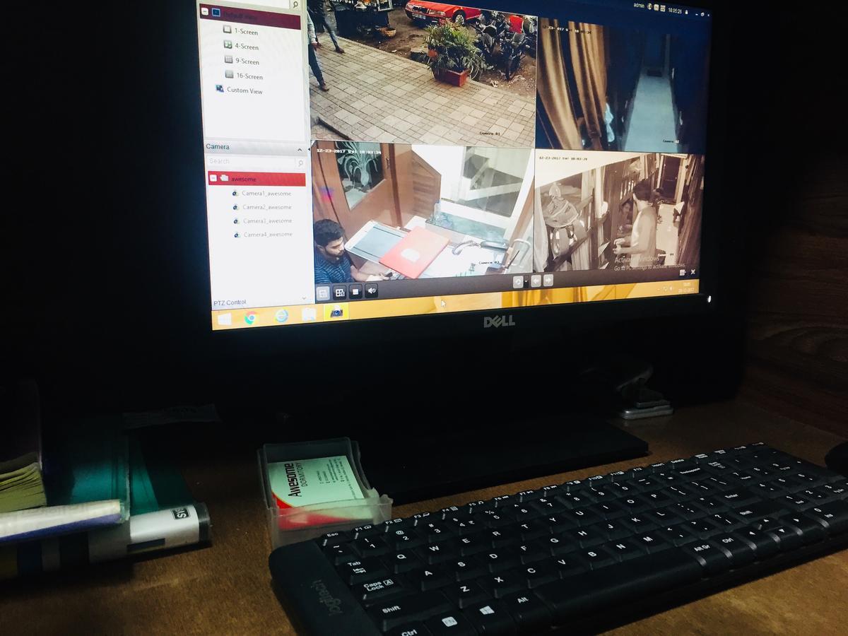 Awesome Dormitory - Men Only Mumbai Ngoại thất bức ảnh